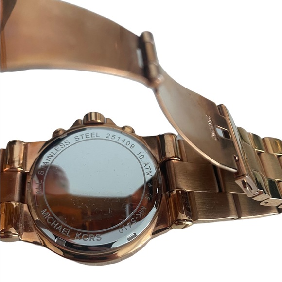 Barely Worn Men’s MK watch - Picture 3 of 4